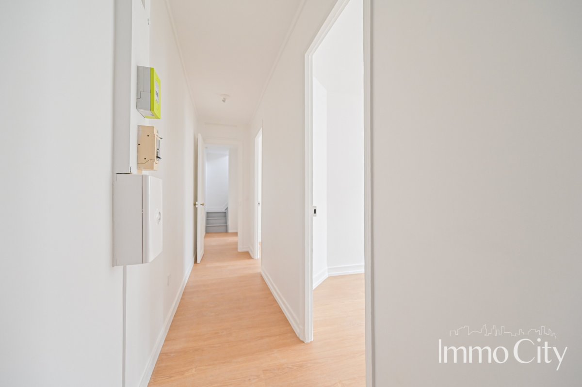 Location Appartement  3 pièces - 65.45m² 75015 Paris