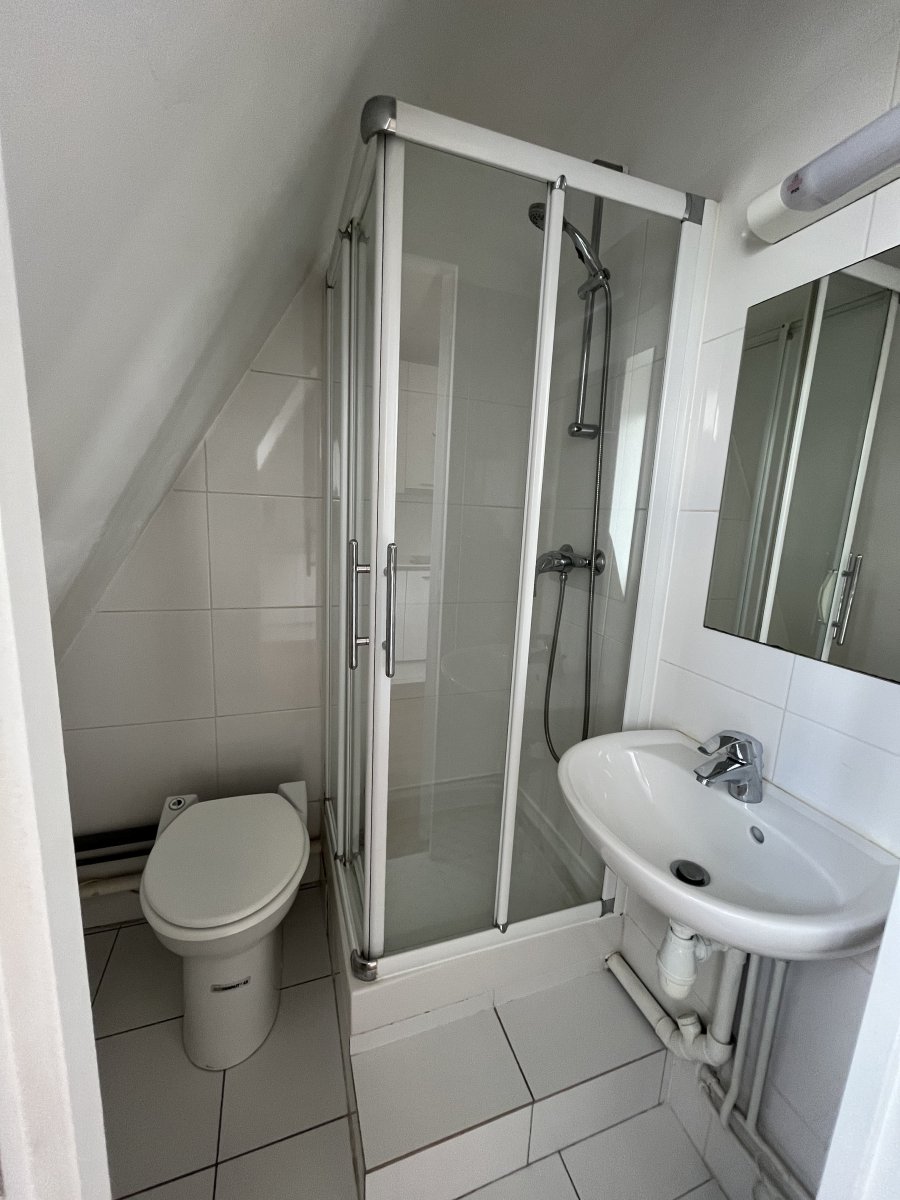 Location Appartement  1 pièce (studio) - 14.4m² 92200 Neuilly-sur-seine