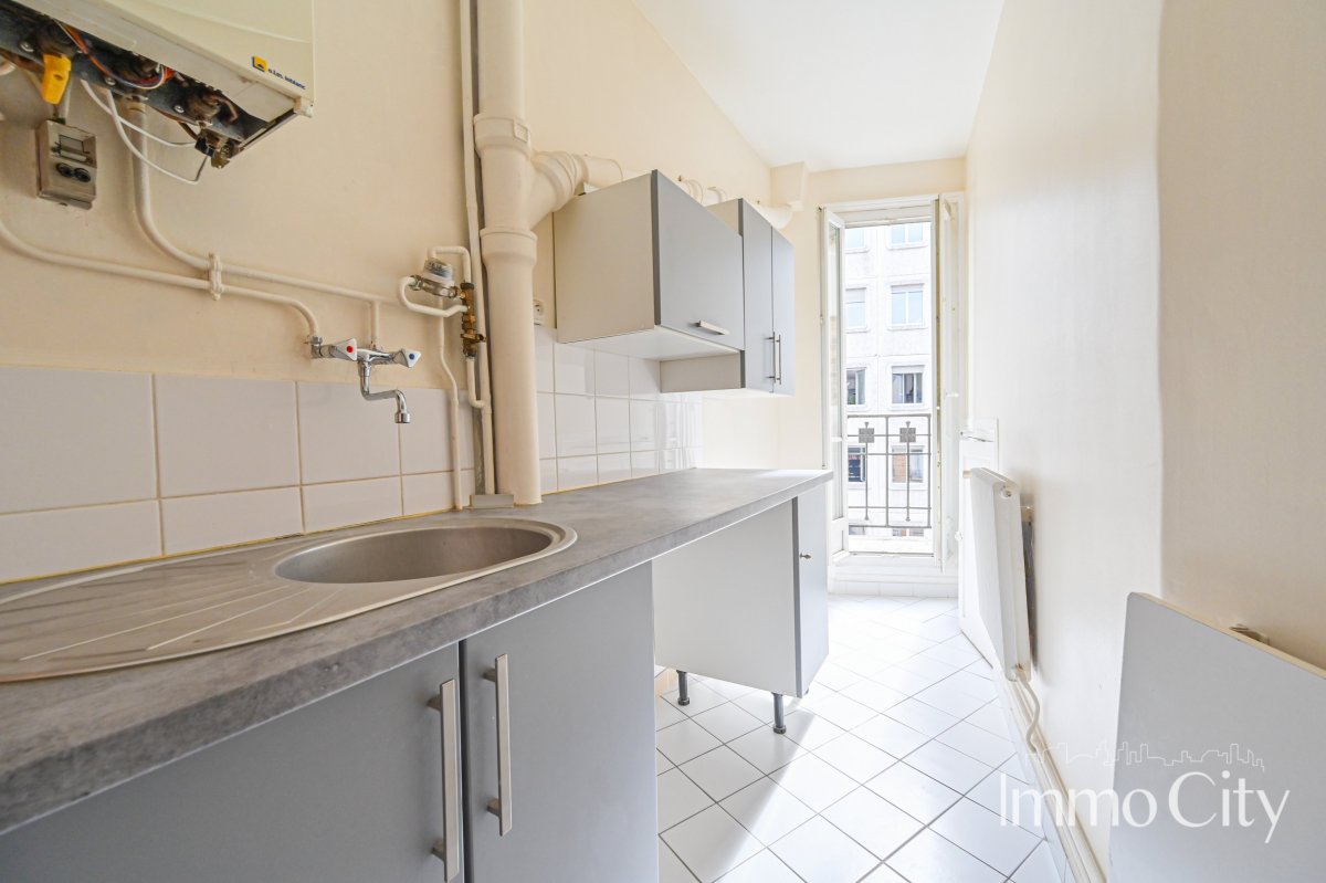 Location Appartement  3 pièces - 55.14m² 75015 Paris