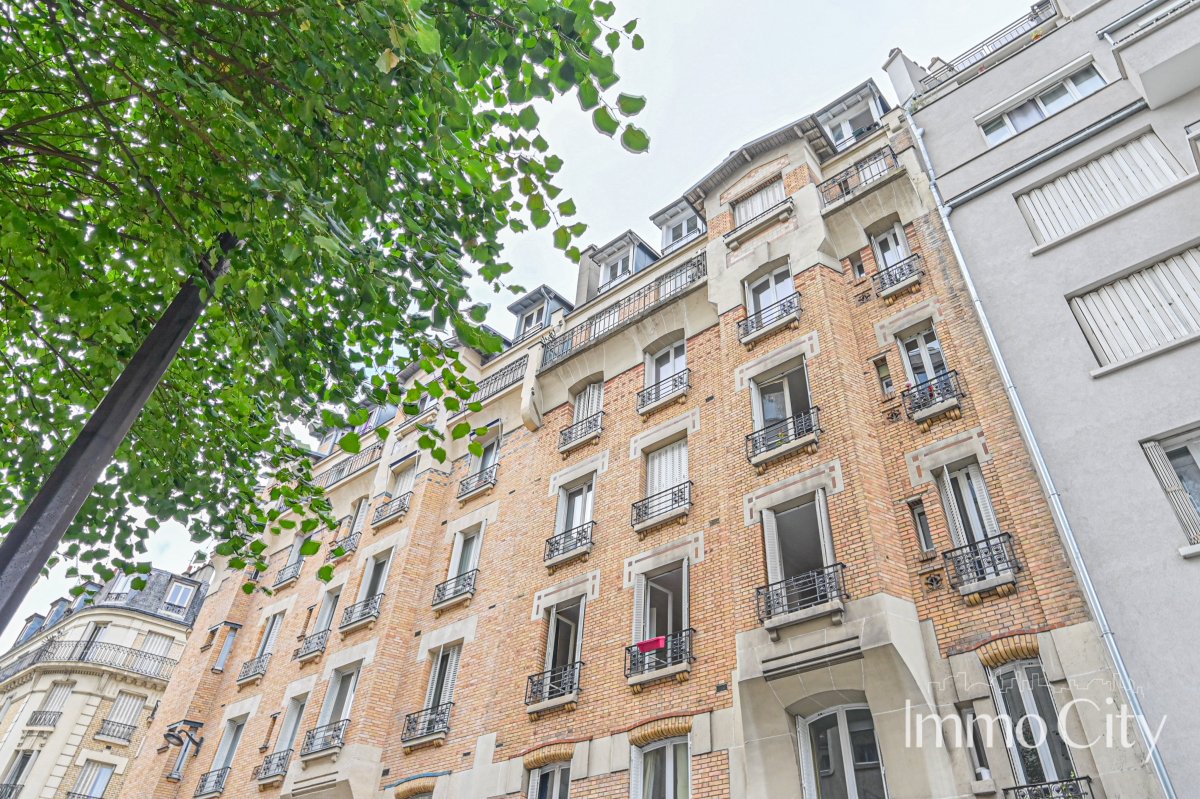 Location Appartement  3 pièces - 55.14m² 75015 Paris