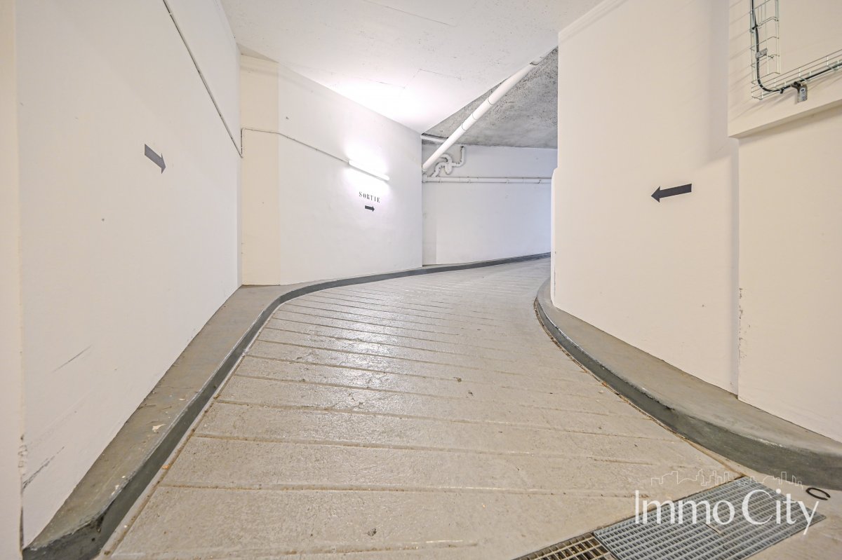 Location Parking  - 12m² 75014 Paris