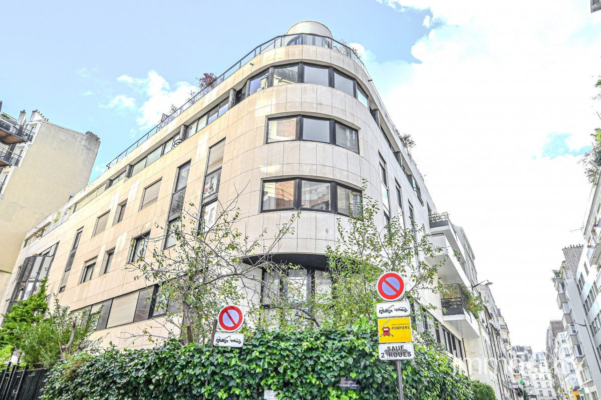 Location Parking  - 12m² 75014 Paris