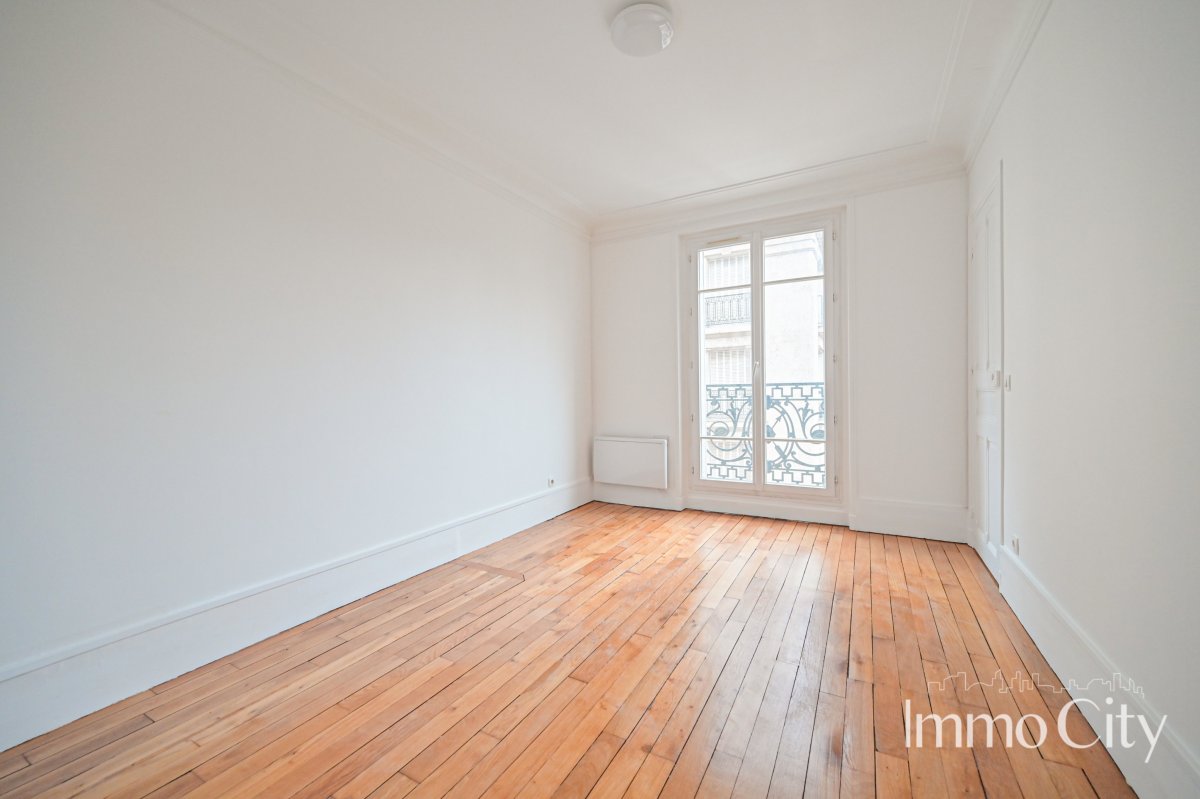 Location Appartement  3 pièces - 61.35m² 75015 Paris