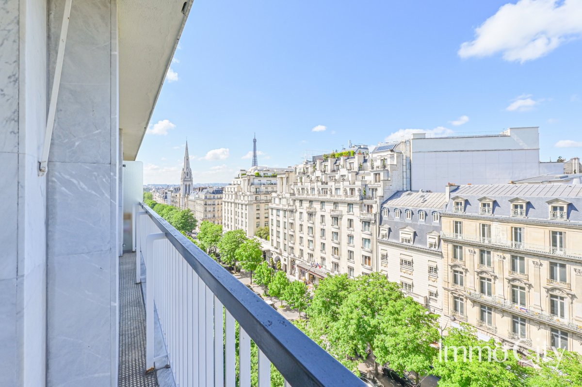 Location Appartement  2 pièces - 44.15m² 75008 Paris