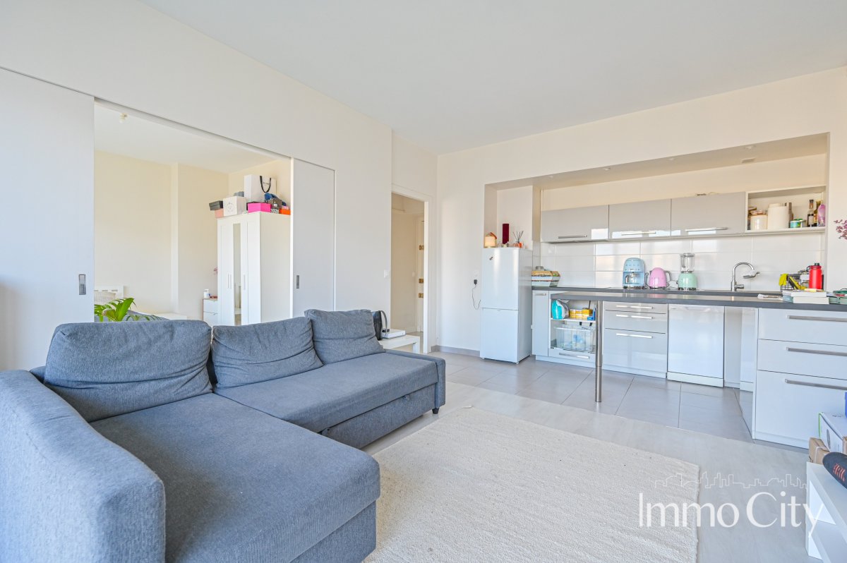 Location Appartement  2 pièces - 44.15m² 75008 Paris