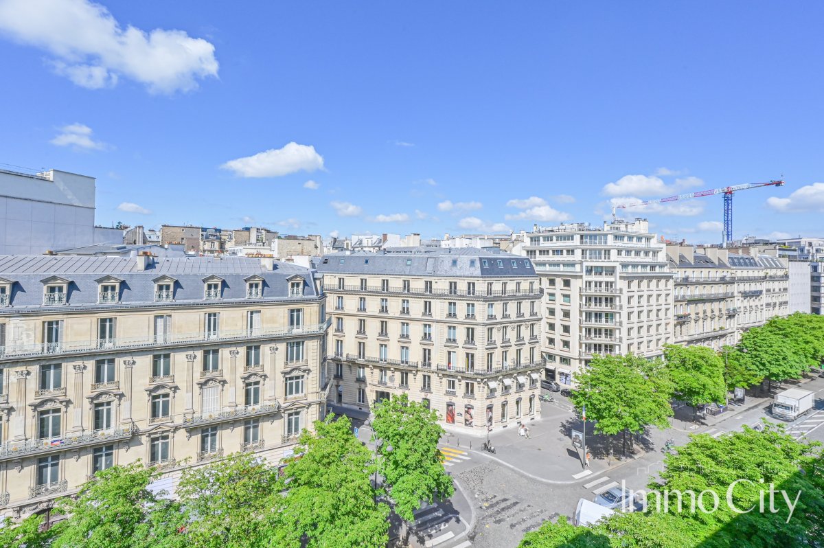 Location Appartement  2 pièces - 44.15m² 75008 Paris