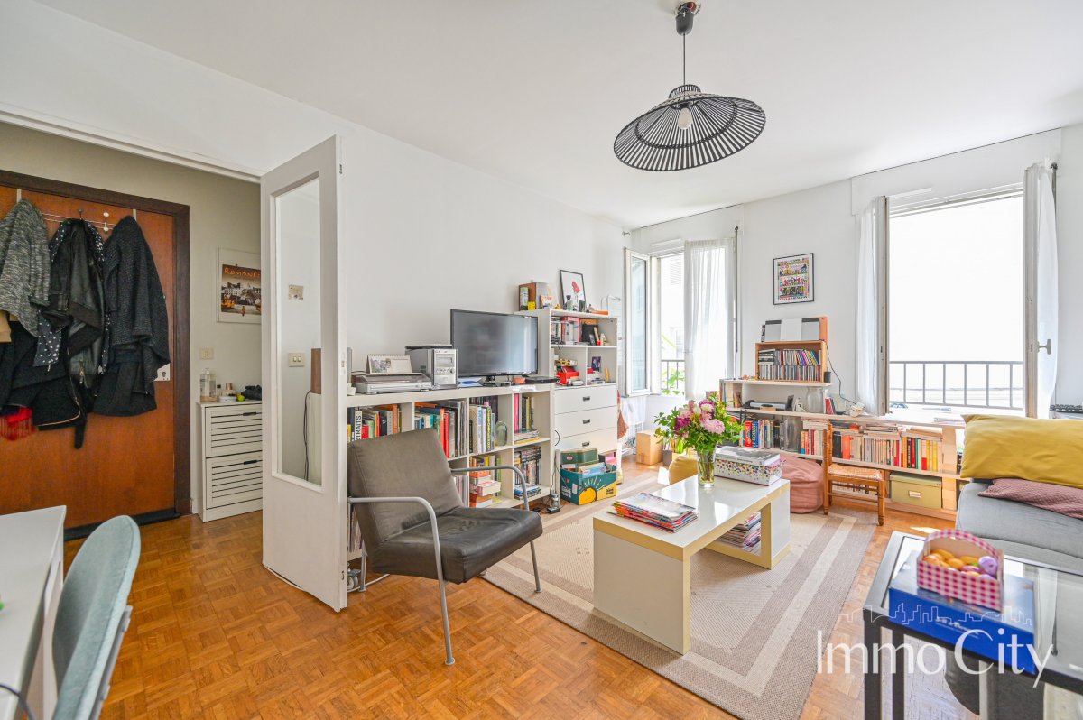 Vente Appartement  2 pièces - 46.56m² 75020 Paris