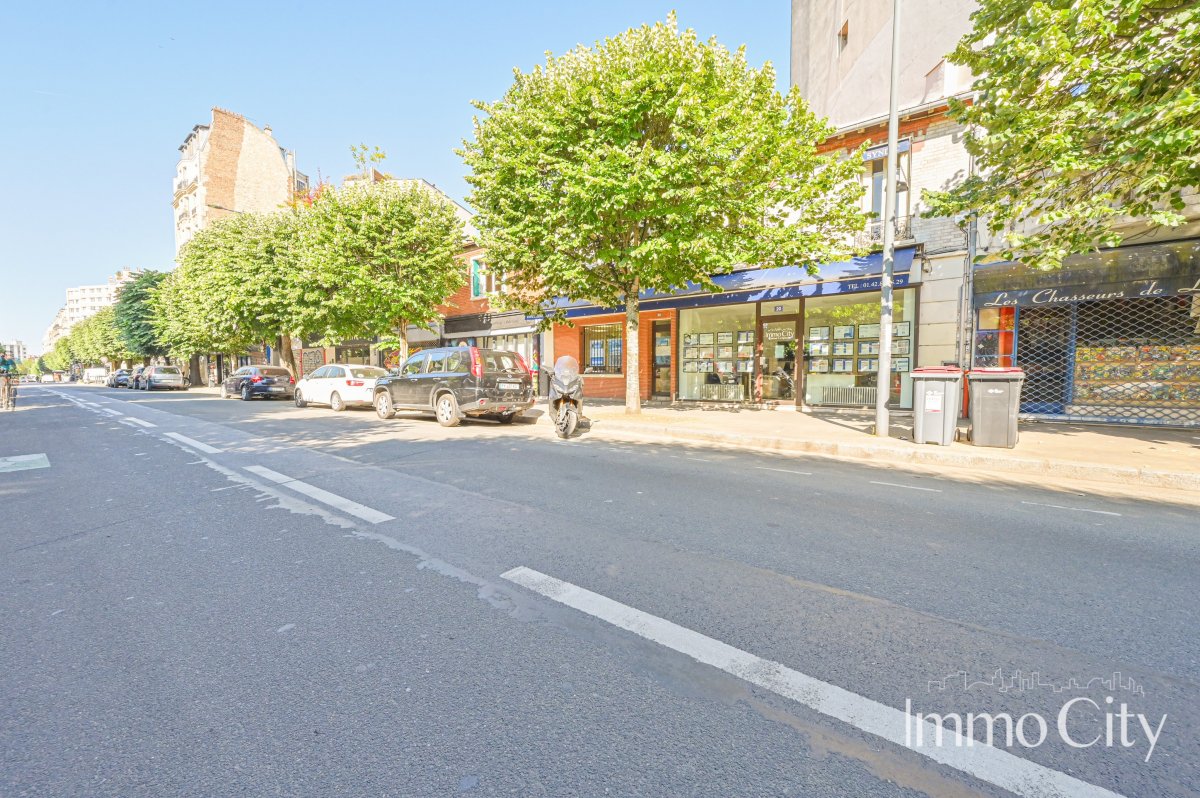 Location Bureau  6 pièces - 93m² 93100 Montreuil