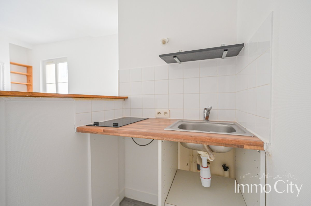 Location Appartement  1 pièce (studio) - 26.55m² 75018 Paris