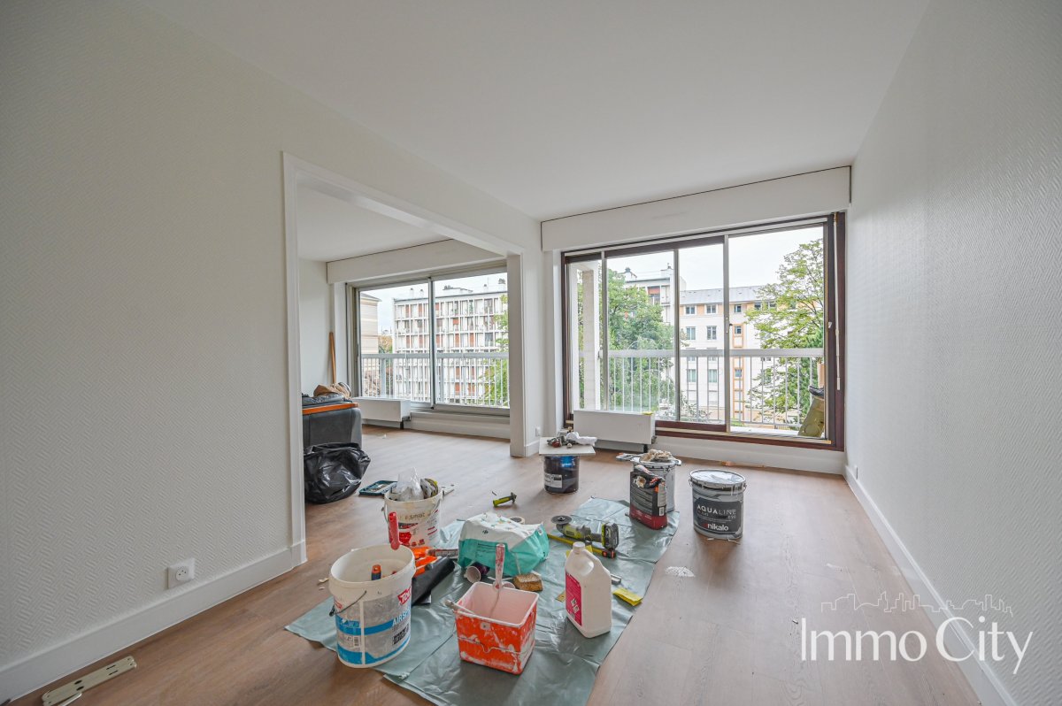 Location Appartement  4 pièces - 91.44m² 92400 Courbevoie