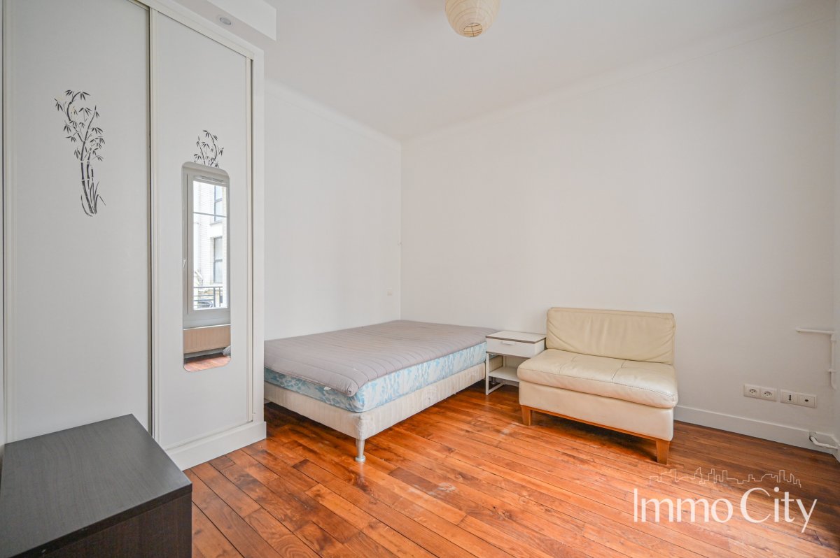 Location Appartement meublé 4 pièces - 85.63m² 75005 Paris