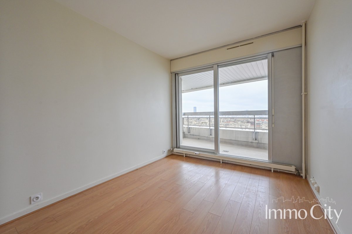 Location Appartement  4 pièces - 96.62m² 75015 Paris