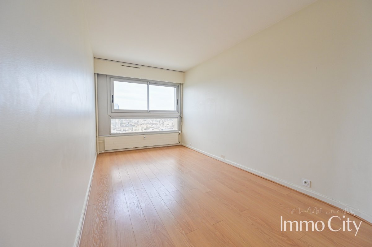 Location Appartement  4 pièces - 96.62m² 75015 Paris