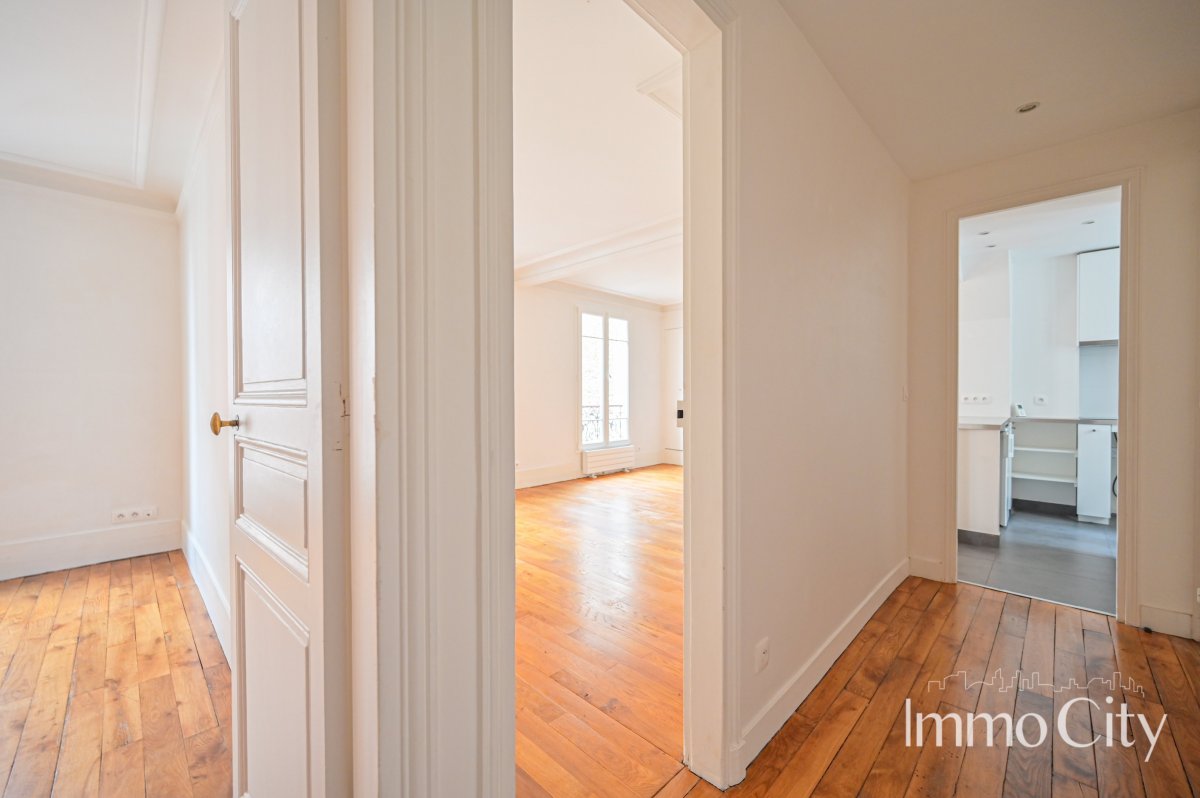 Location Appartement  2 pièces - 50.14m² 75015 Paris