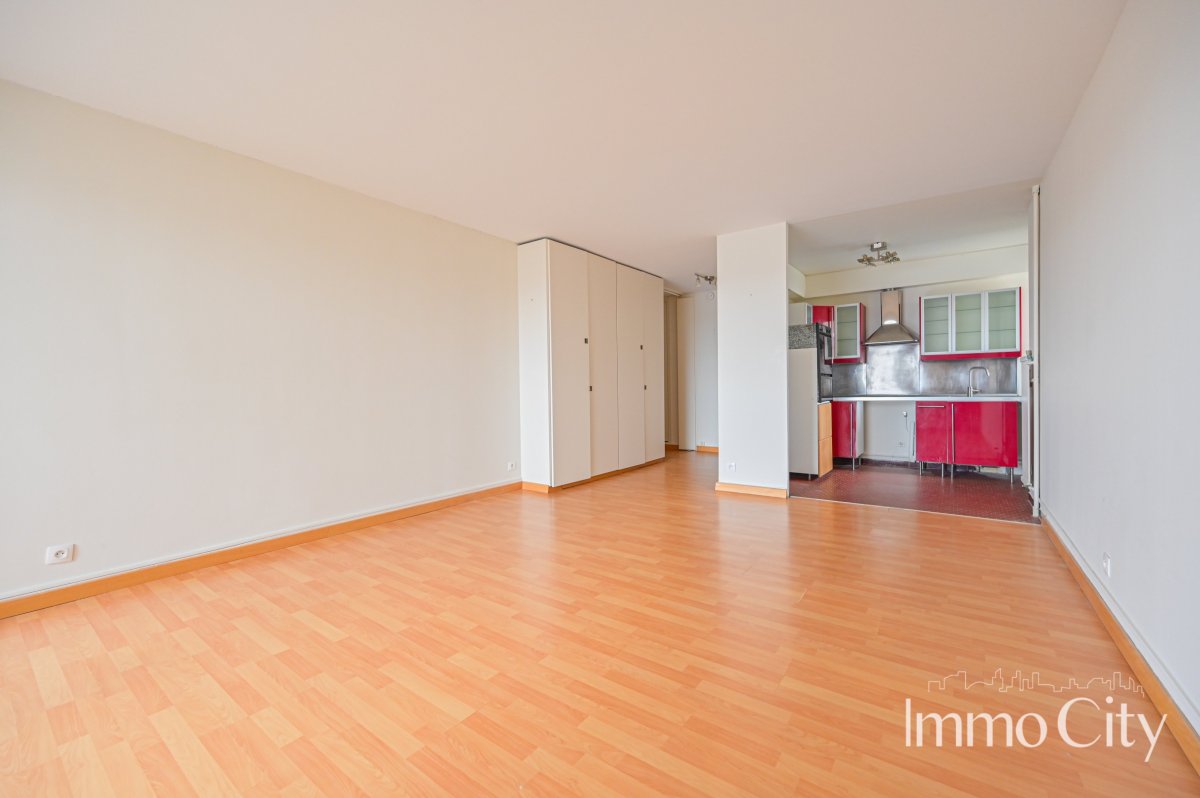 Location Appartement  4 pièces - 87.48m² 92800 Puteaux