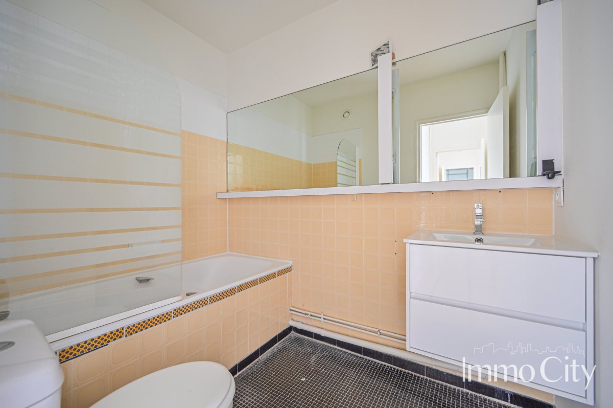 Location Appartement  4 pièces - 87.48m² 92800 Puteaux