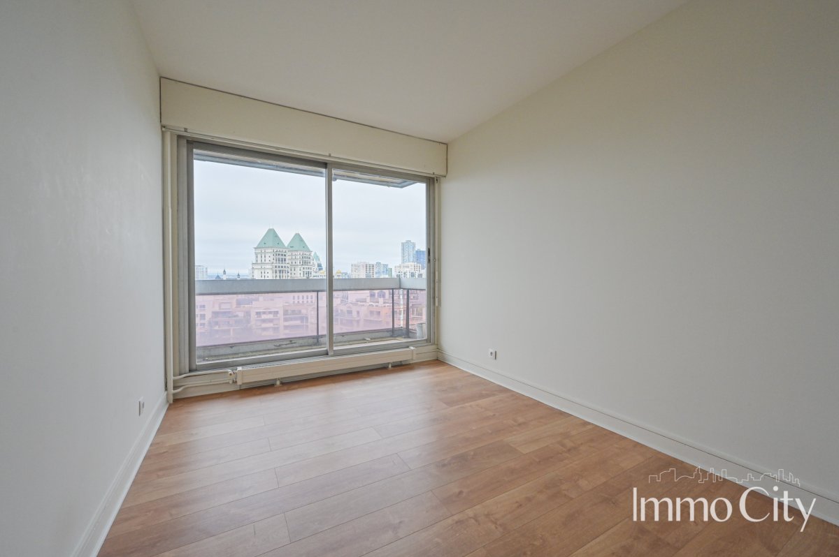 Location Appartement  4 pièces - 87.48m² 92800 Puteaux