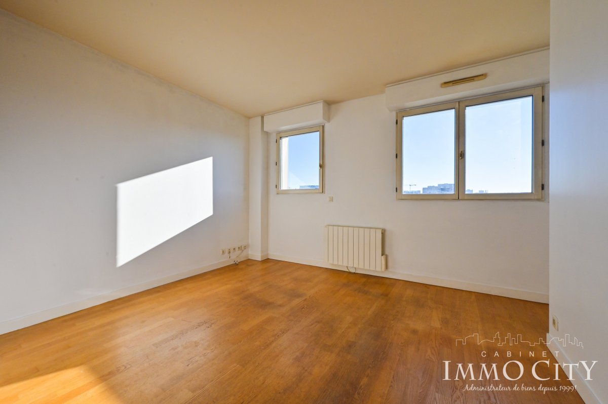 Location Appartement  2 pièces - 40.91m² 75015 Paris