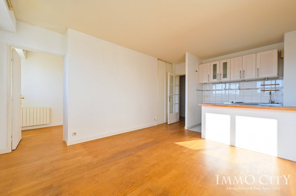 Location Appartement  2 pièces - 40.91m² 75015 Paris