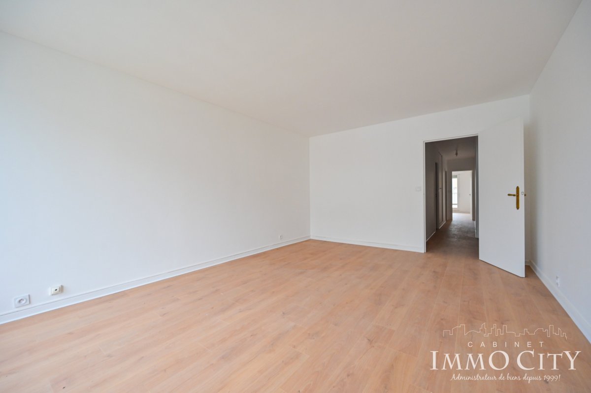 Location Appartement  2 pièces - 59.06m² 75017 Paris