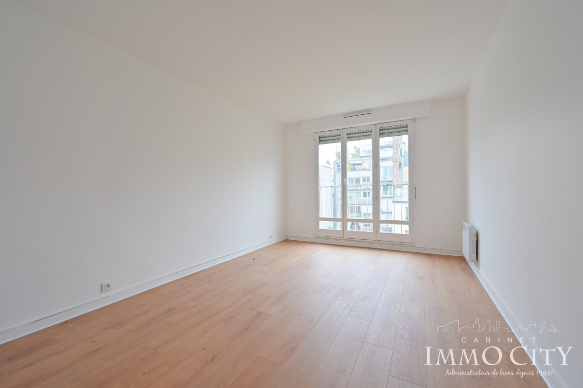 Location Appartement  2 pièces - 59.06m² 75017 Paris