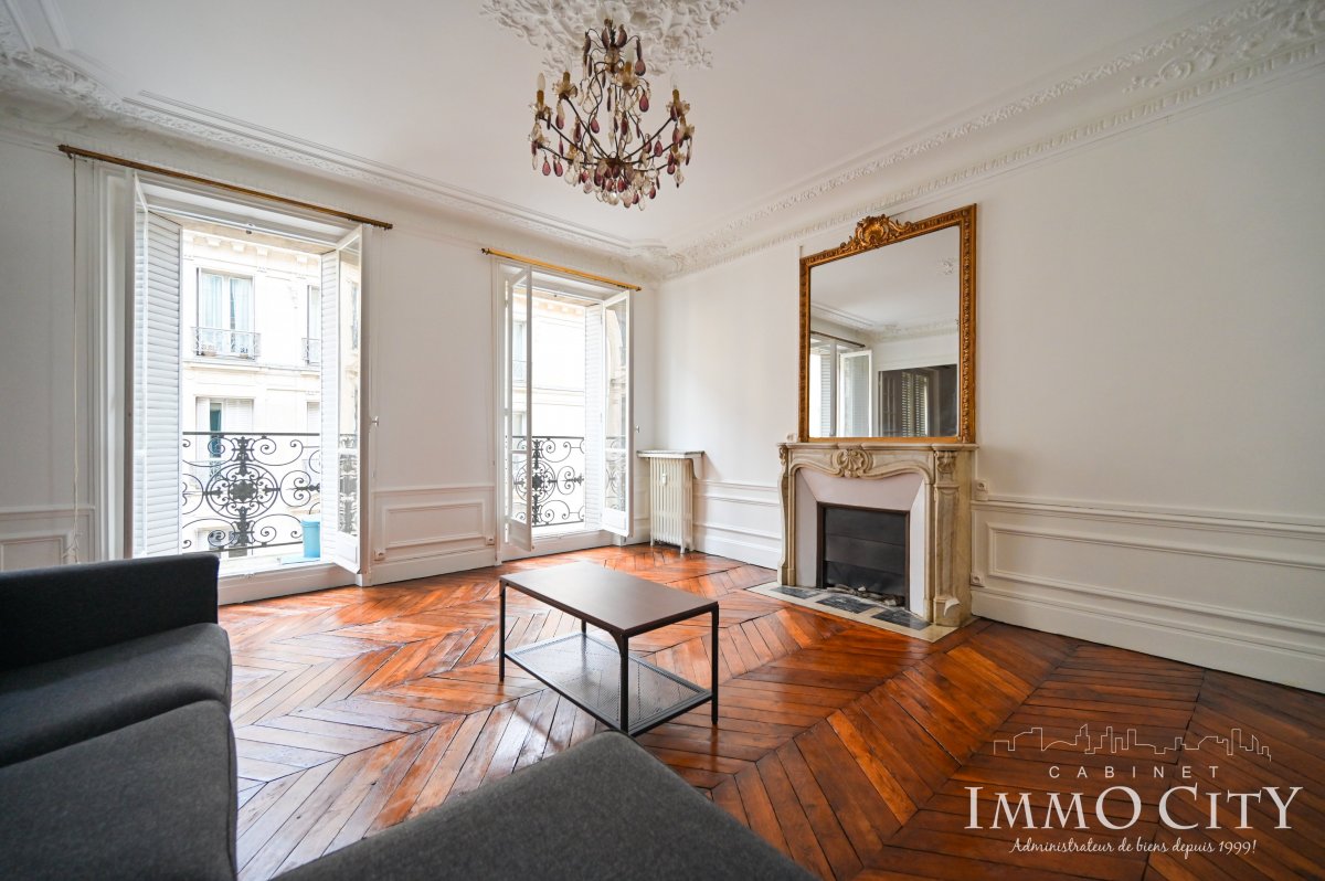 Location Appartement meublé 4 pièces - 106.39m² 75008 Paris