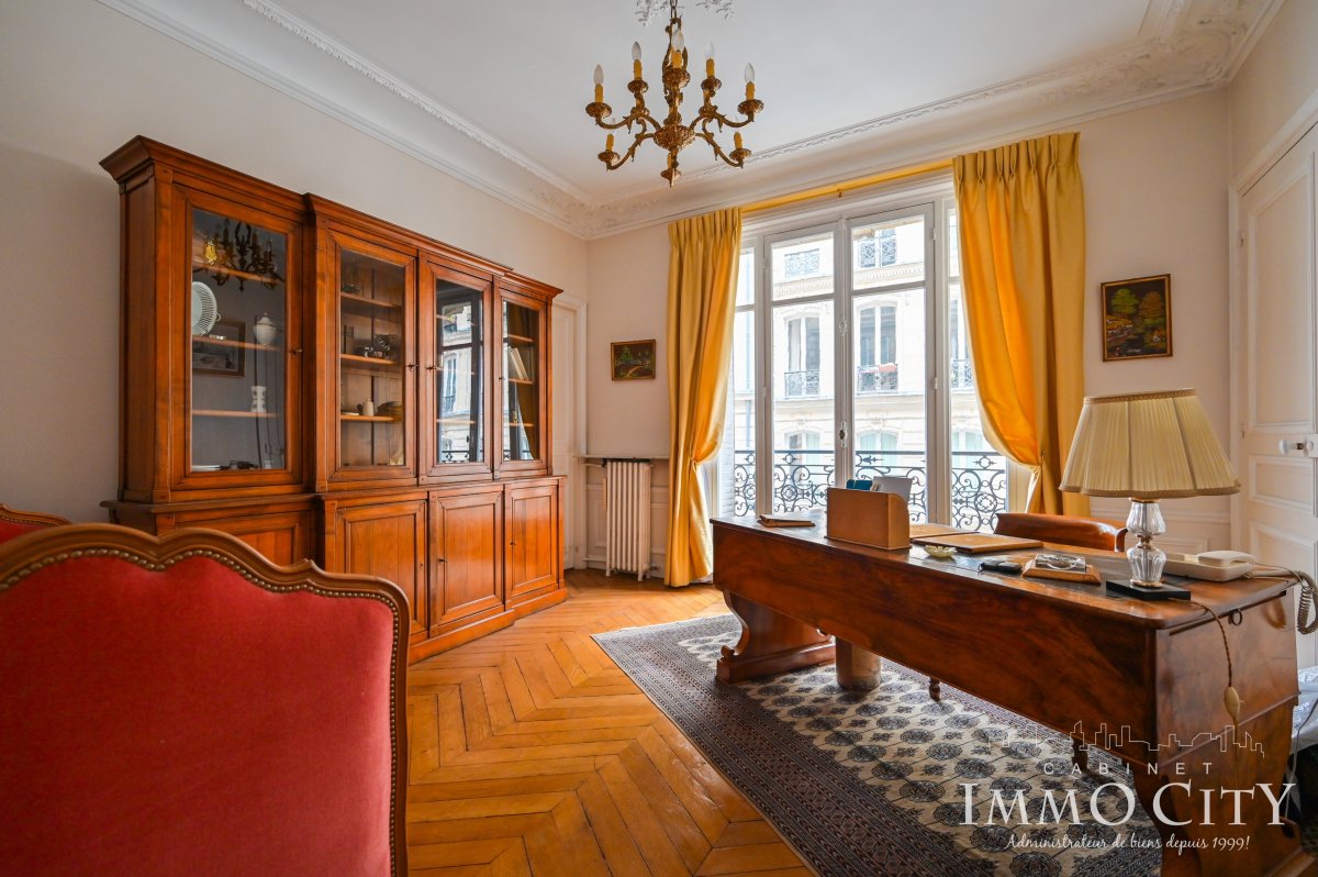 Vente Appartement  5 pièces - 138.74m² 75009 Paris