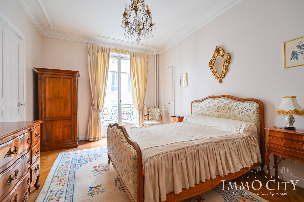 Vente Appartement  5 pièces - 138.74m² 75009 Paris