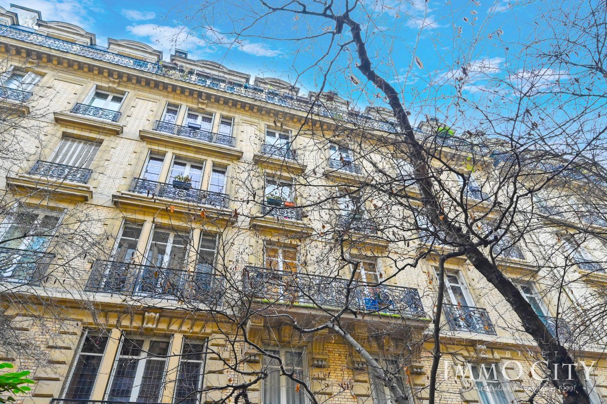 Vente Appartement  5 pièces - 138.74m² 75009 Paris