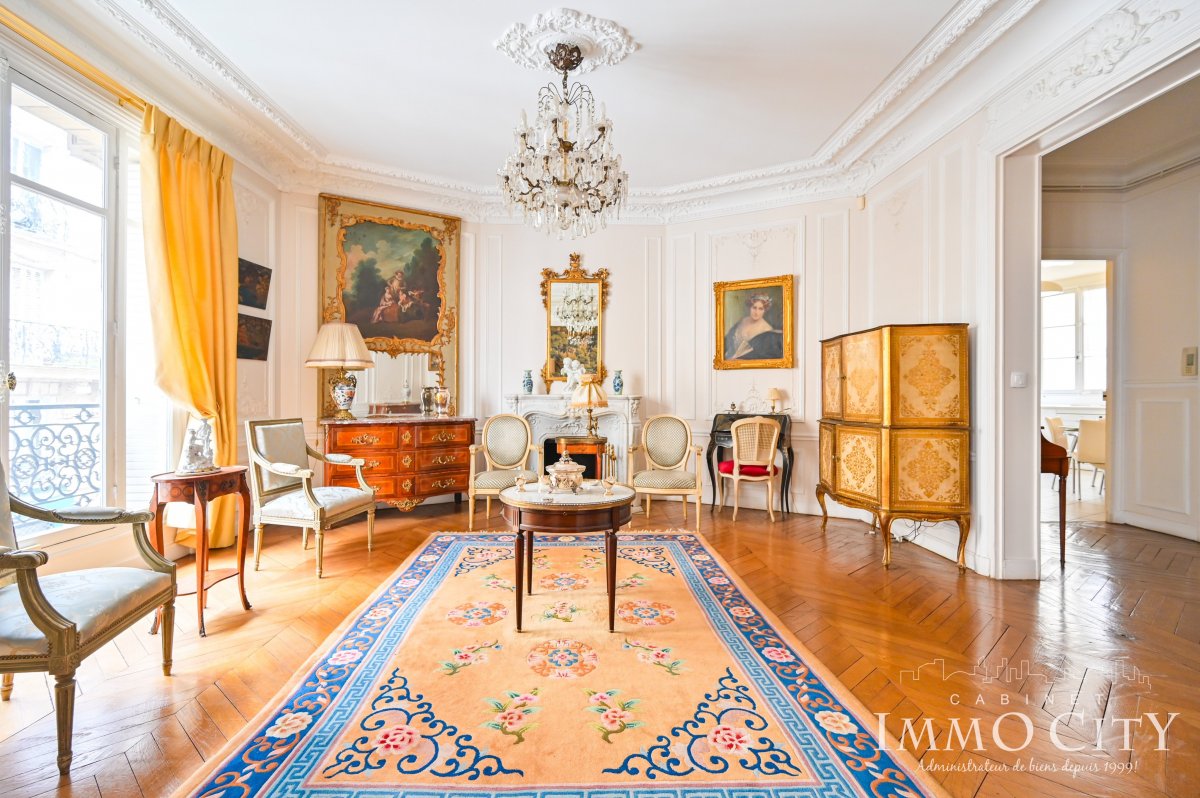 Vente Appartement  5 pièces - 138.74m² 75009 Paris