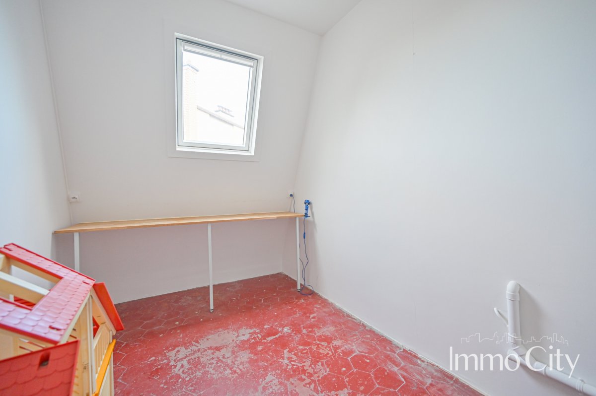 Vente Appartement  1 pièce (studio) - 7.08m² 75007 Paris