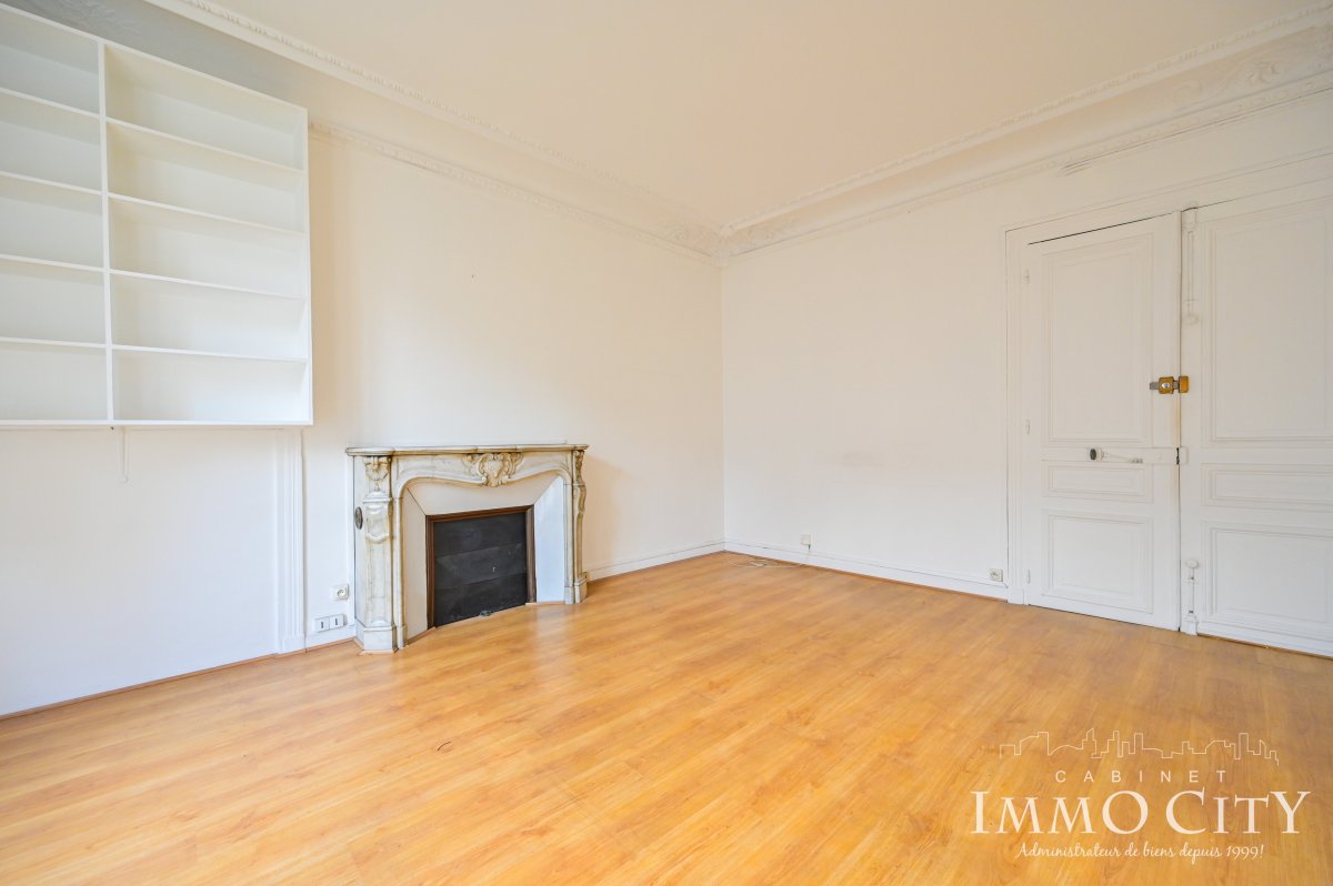 Location Local commercial  1 pièce (studio) - 20m² 75002 Paris