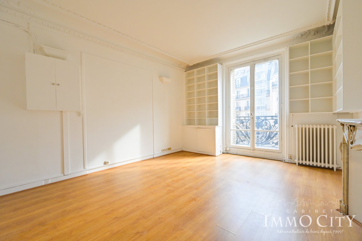 Location Local commercial  1 pièce (studio) - 20m² 75002 Paris