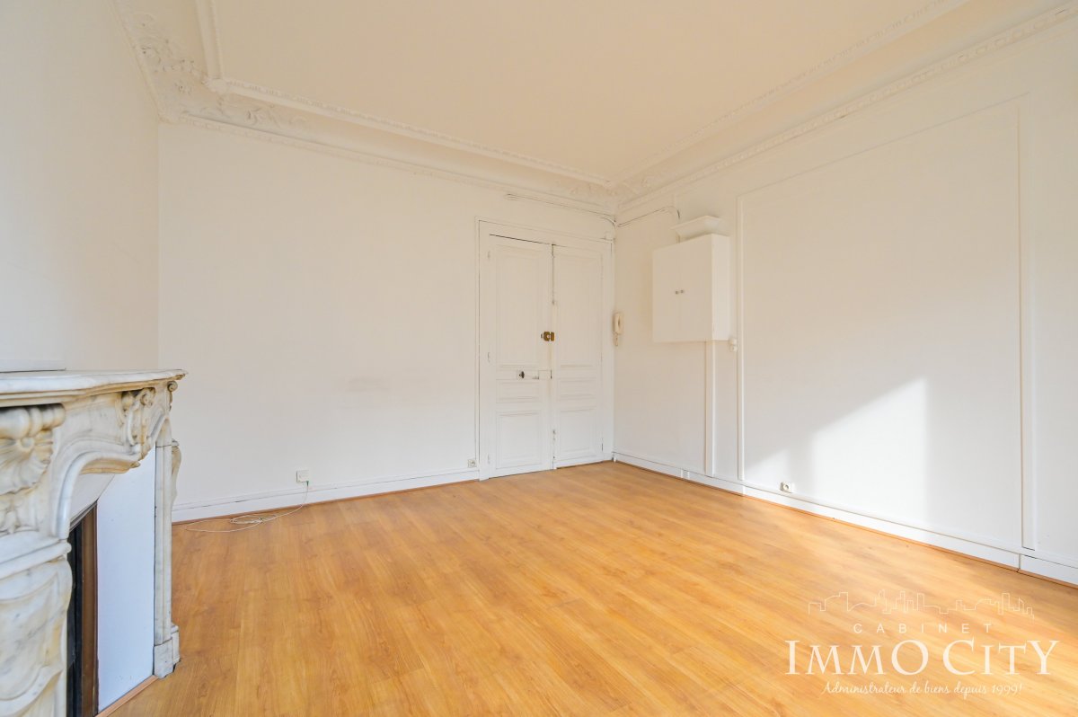 Location Local commercial  1 pièce (studio) - 20m² 75002 Paris