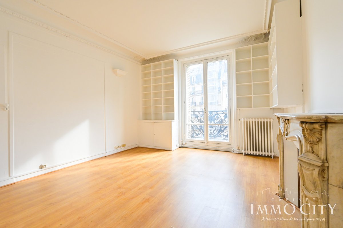 Location Local commercial  1 pièce (studio) - 20m² 75002 Paris