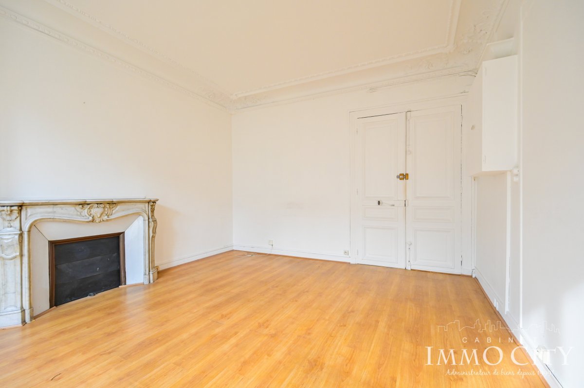 Location Local commercial  1 pièce (studio) - 20m² 75002 Paris