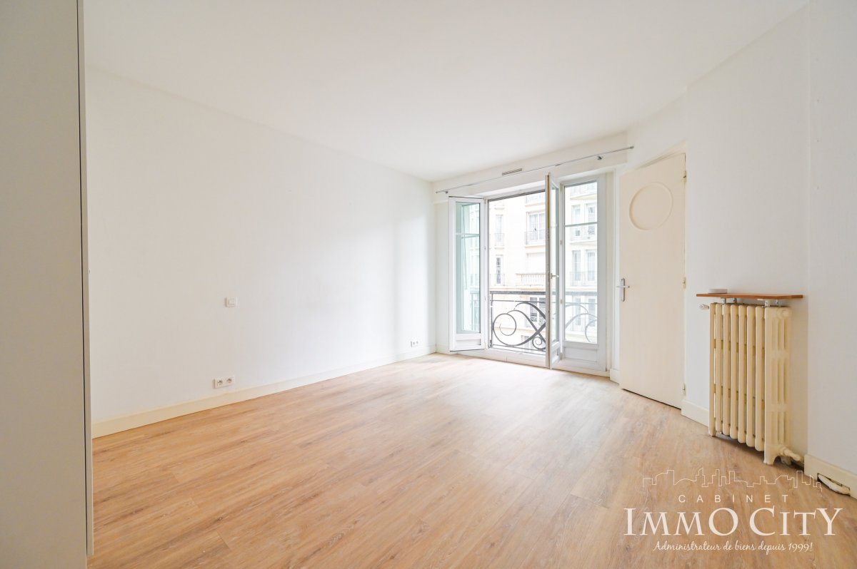Vente Appartement  1 pièce (studio) - 26.75m² 75017 Paris