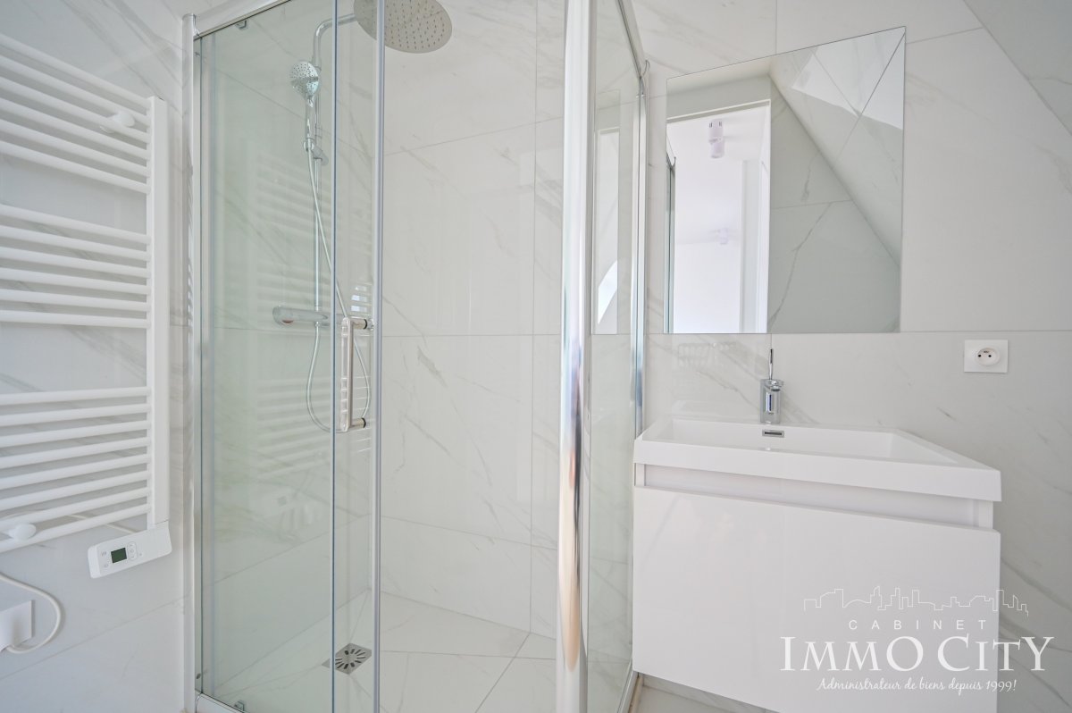 Location Appartement  1 pièce (studio) - 16.1m² 75016 Paris