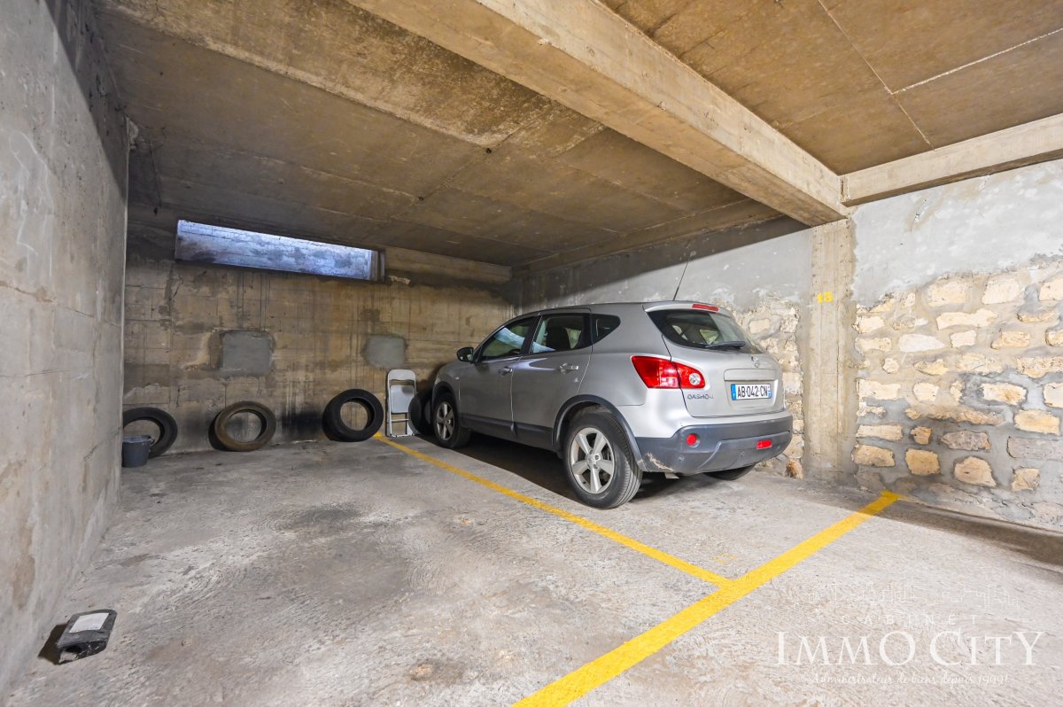Location Box  - 11m² 75015 Paris