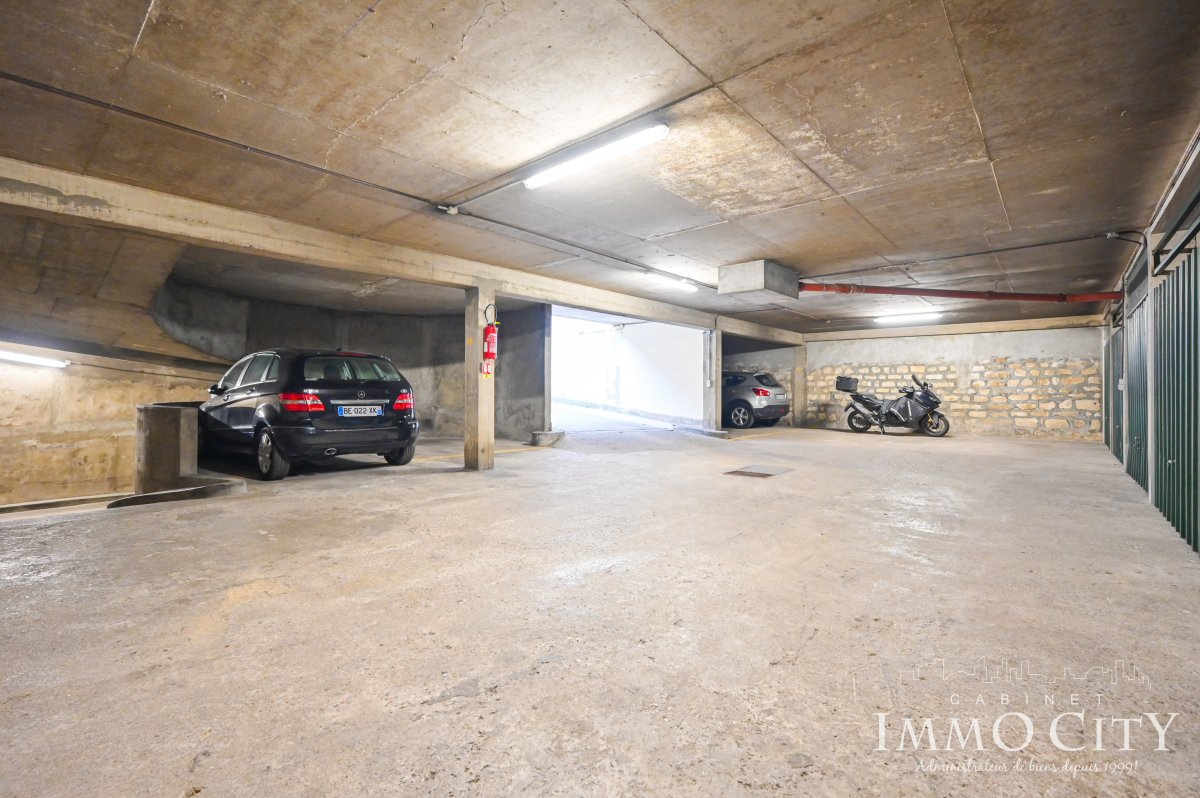 Location Box  - 11m² 75015 Paris