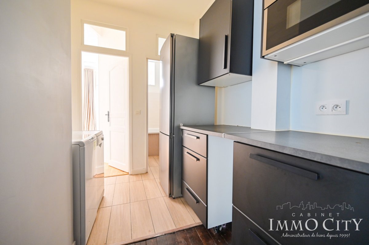 Location Appartement  2 pièces - 59.74m² 75015 Paris