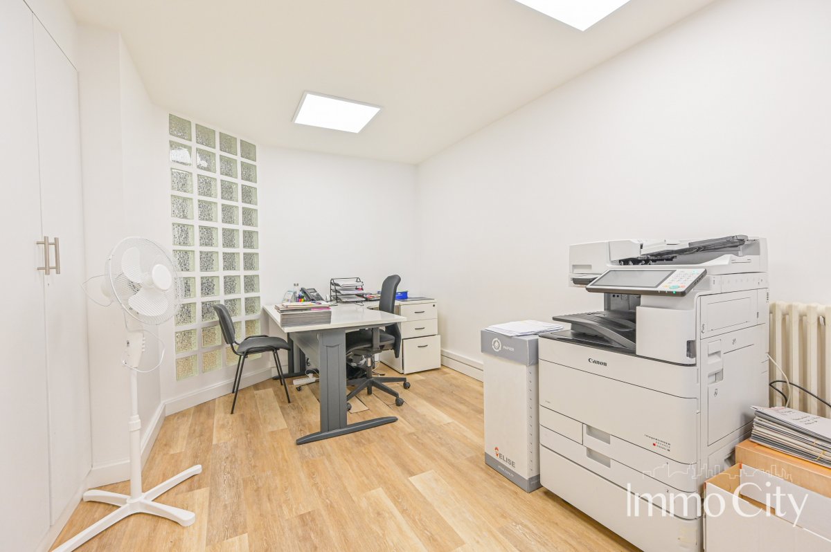 Vente Local commercial  6 pièces - 120m² 93230 Romainville