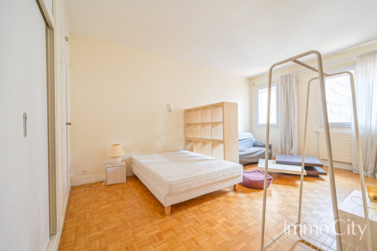 Vente Appartement  1 pièce (studio) - 33.2m² 75017 Paris