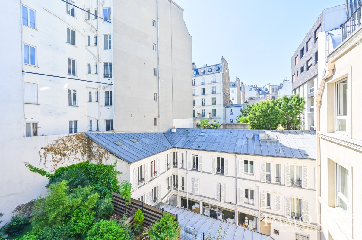 Location Appartement  2 pièces - 43.55m² 75017 Paris