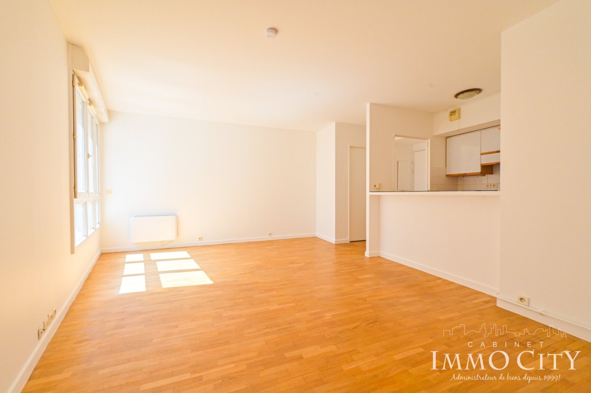Location Appartement  2 pièces - 43.55m² 75017 Paris