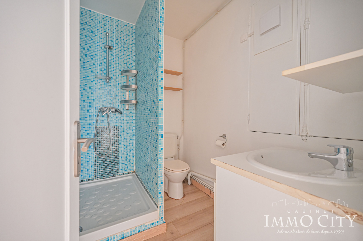 Location Appartement  2 pièces - 49.24m² 75006 Paris