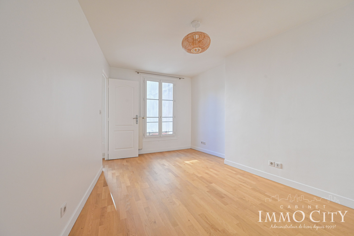 Location Appartement  2 pièces - 49.24m² 75006 Paris