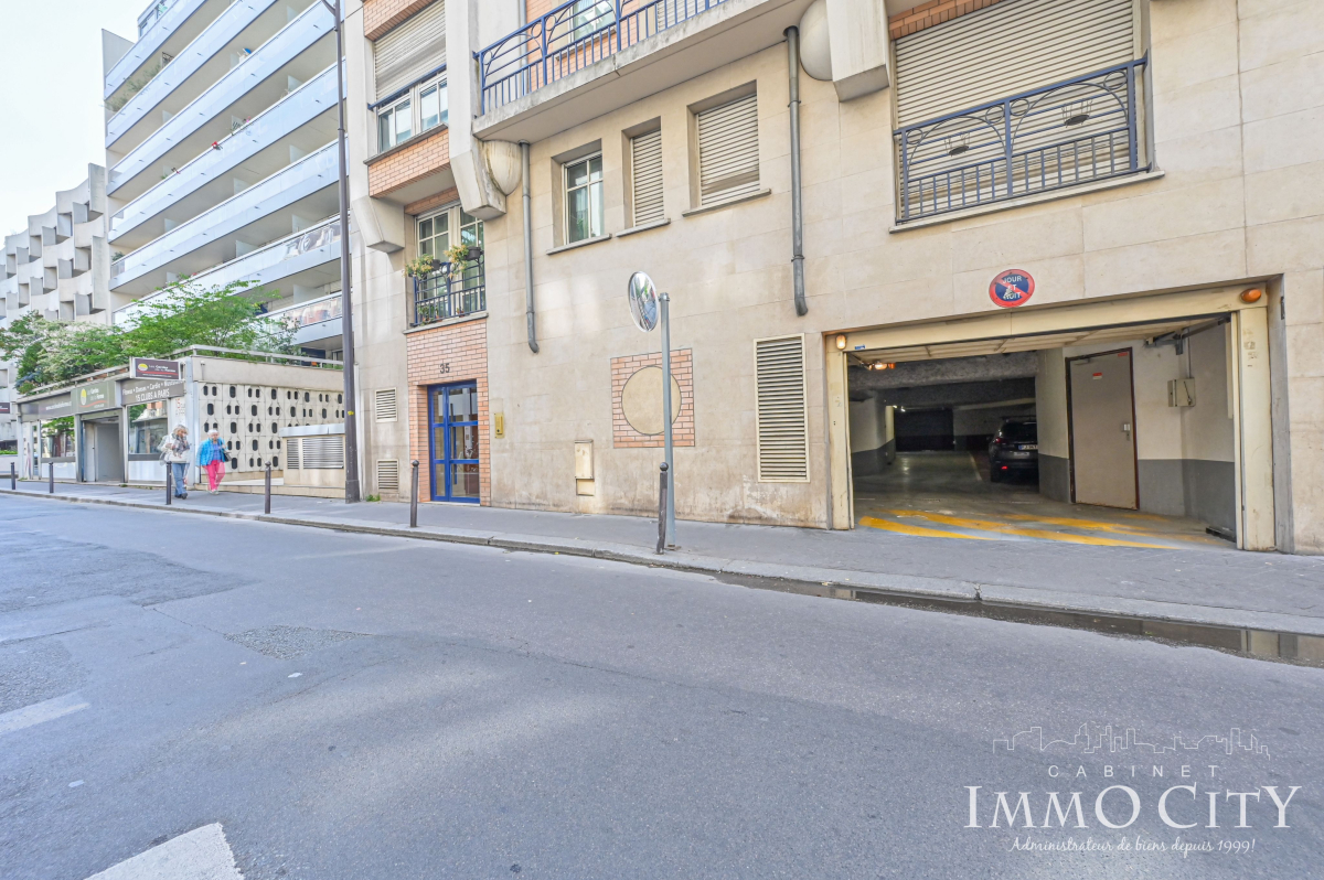 Location Parking  - 0m² 75015 Paris