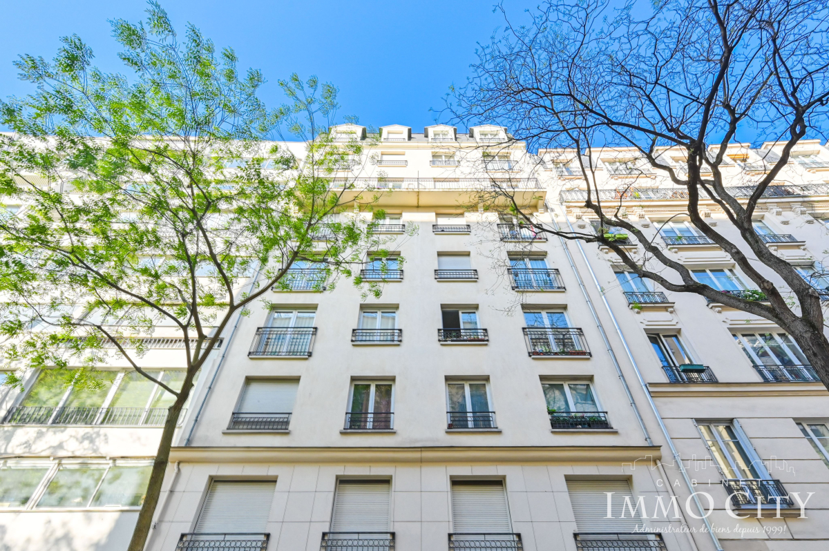 Vente Appartement  1 pièce (studio) - 30m² 75020 Paris