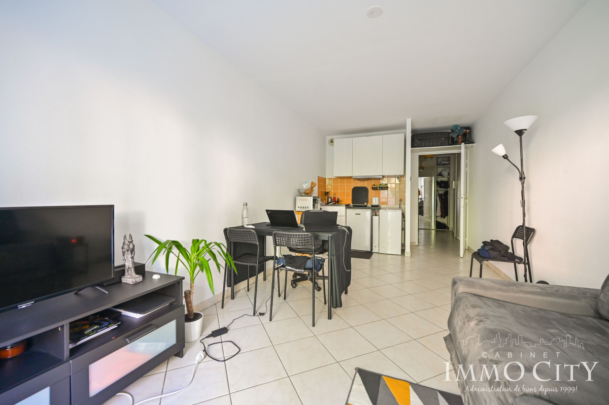Vente Appartement  1 pièce (studio) - 30m² 75020 Paris